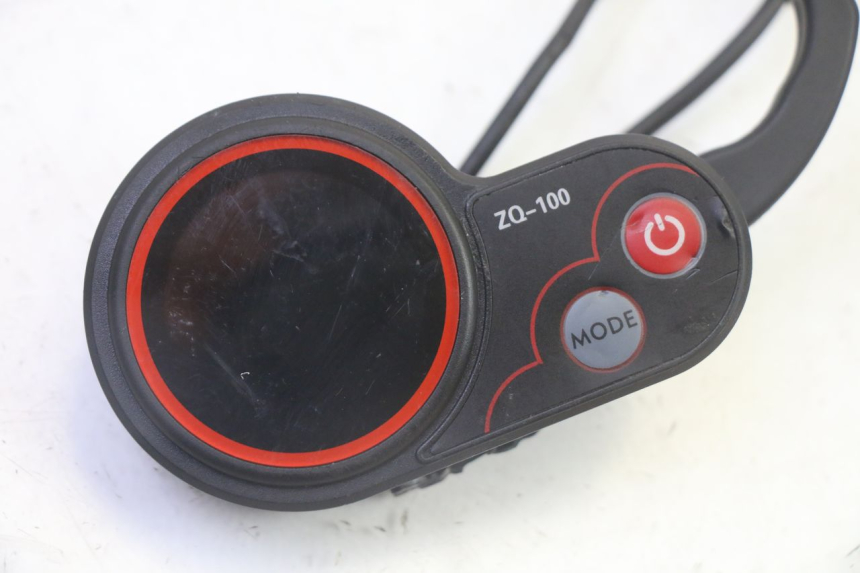 photo de TACHOMETER  HITWAY H5 1 - Detailansicht des Bauteils