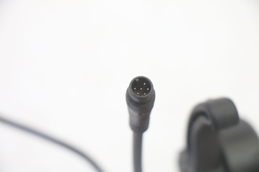 photo de TACHOMETER  HITWAY H5 1 - Oberflächenzustand und Material