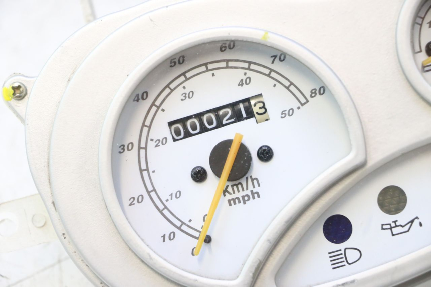photo de TACHOMETER  KEEWAY HURRICANE 50 (2006 - 2019) - Weitere Ansicht des Artikels