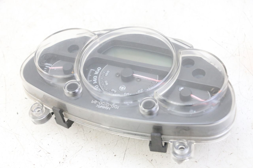 photo de TACHOMETER  PIAGGIO IE MP3 YOURBAN 300 (2011 - 2016) - Charakteristische Merkmale