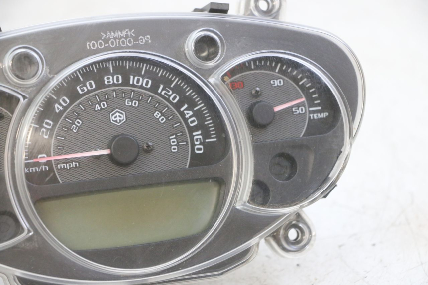 photo de TACHOMETER  PIAGGIO IE MP3 YOURBAN 300 (2011 - 2016) - Zoom auf Komponenten