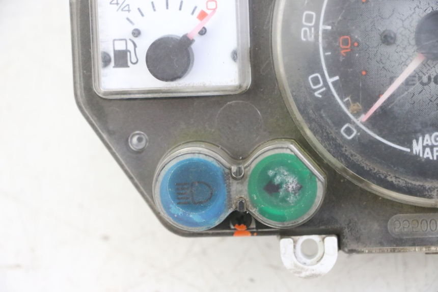 photo de TACHOMETER  PEUGEOT JET FORCE CARBU 50 (2003 - 2016) - Hochauflösende Nahaufnahme