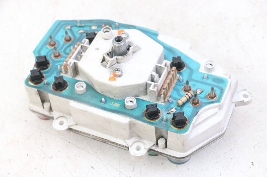 photo de TACHOMETER  PEUGEOT JET FORCE CARBU 50 (2003 - 2016) - Alternative Perspektive