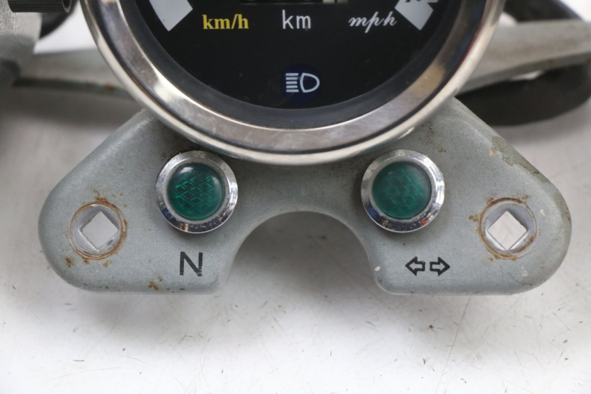 photo de TACHOMETER  JINLUN JL HIGHLANDER 125 (2007 - 2015) - Technische Nahaufnahme
