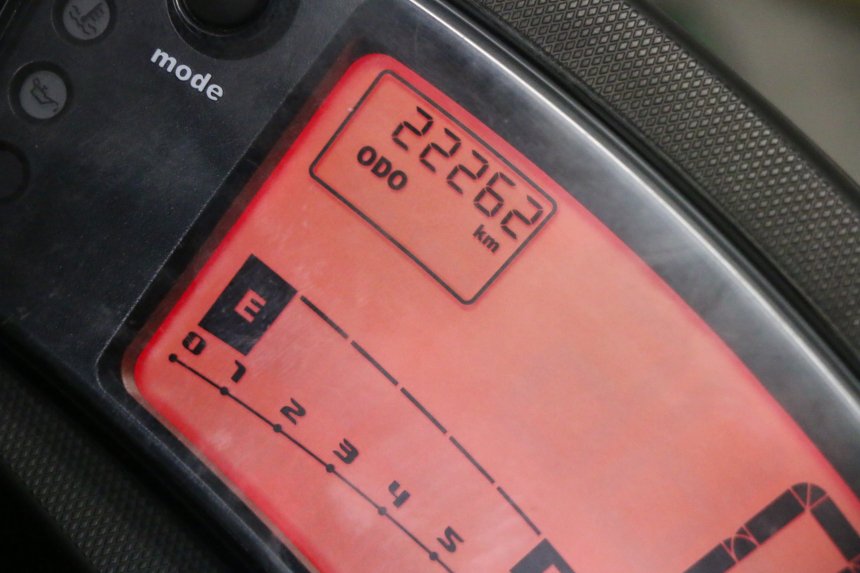 photo de TACHOMETER  KAWASAKI ER-6 ER6 F 650 (2009 - 2011) - Charakteristische Merkmale