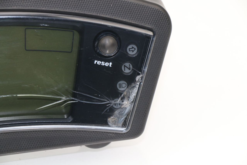 photo de TACHOMETER  KAWASAKI ER-6 ER6 F 650 (2009 - 2011) - Details der Befestigungspunkte
