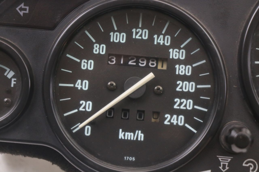 photo de TACHOMETER  KAWASAKI GTR 1000 (1994 - 2004) - Alternative Perspektive
