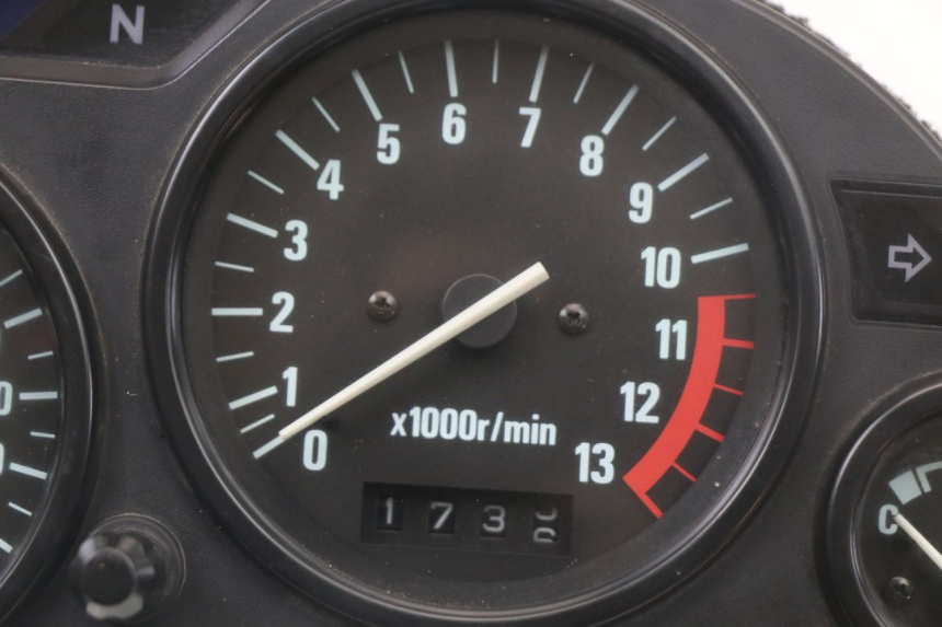 photo de TACHOMETER  KAWASAKI GTR 1000 (1994 - 2004) - Technische Nahaufnahme