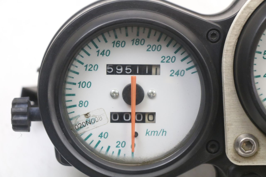 photo de TACHOMETER  KAWASAKI ZR7 ZR-7 S 750 (1999 - 2004) - Zoom auf Gebrauchszustand