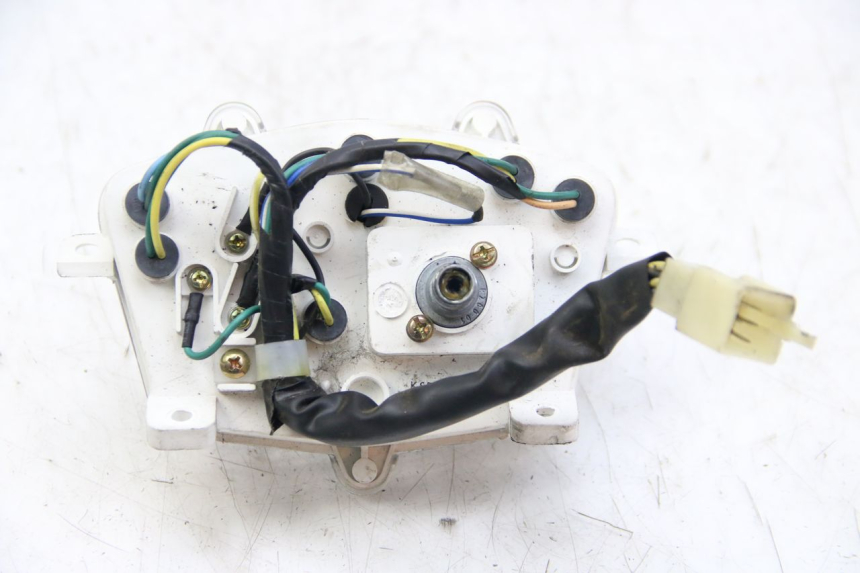 photo de TACHOMETER PEUGEOT KISBEE 2T 50 (2010 - 2017) - Gesamtansicht des Produkts