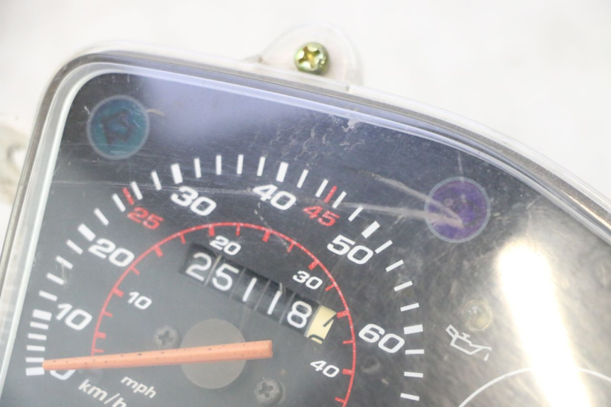 photo de TACHOMETER PEUGEOT KISBEE 2T 50 (2010 - 2017) - Kennzeichnungen und Originalreferenzen