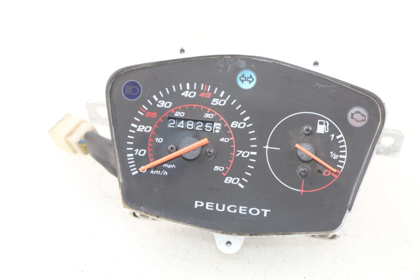photo de TACHOMETER PEUGEOT KISBEE 4T 50 (2018 - 2022) - Hauptansicht