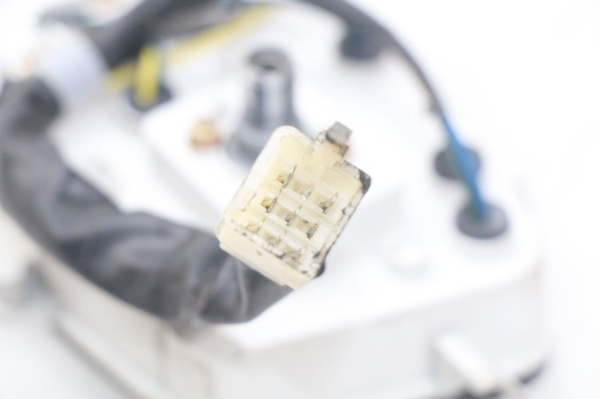 photo de TACHOMETER PEUGEOT KISBEE 4T 50 (2018 - 2022) - Details der Befestigungspunkte