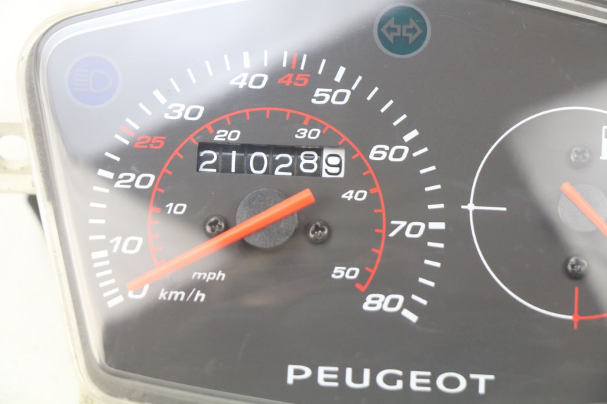 photo de TACHOMETER PEUGEOT KISBEE 4T 50 (2018 - 2022) - Kennzeichnungen und Originalreferenzen
