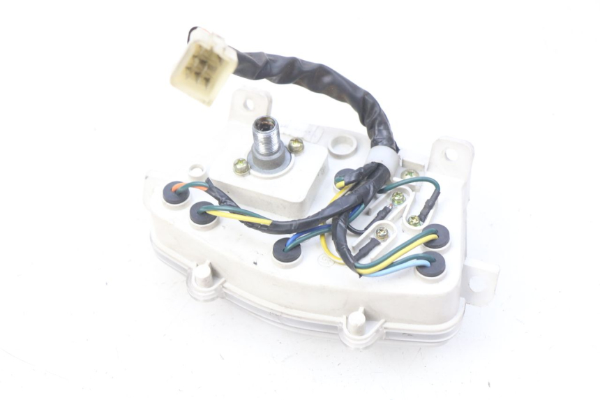 photo de TACHOMETER PEUGEOT KISBEE 4T 50 (2010 - 2017) - Zoom auf Gebrauchszustand