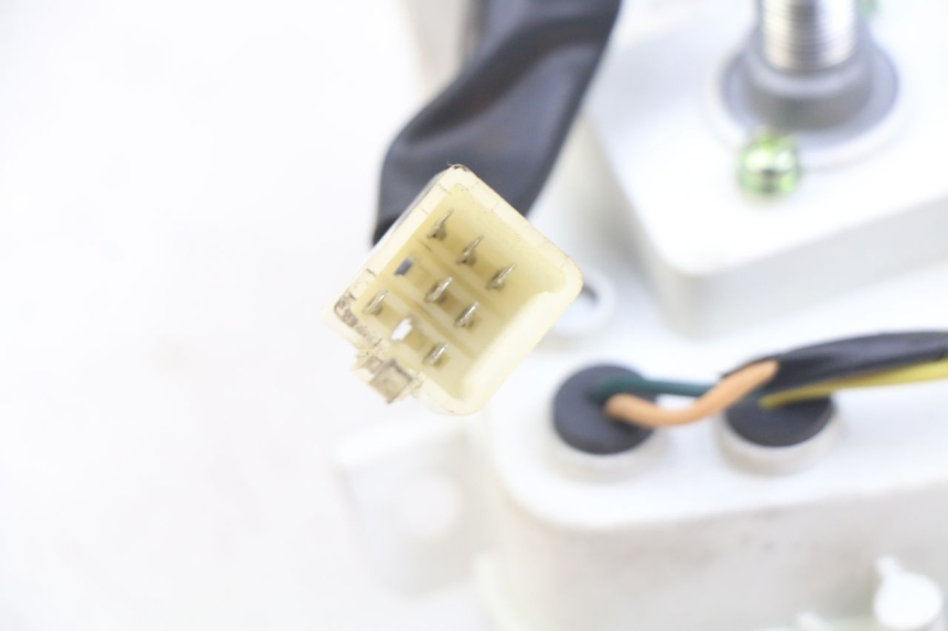 photo de TACHOMETER PEUGEOT KISBEE 4T 50 (2010 - 2017) - Zoom auf Gebrauchszustand