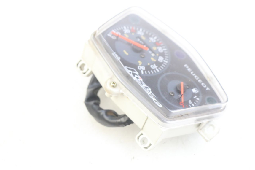 photo de TACHOMETER PEUGEOT KISBEE 4T 50 (2010 - 2017) - Technische Nahaufnahme