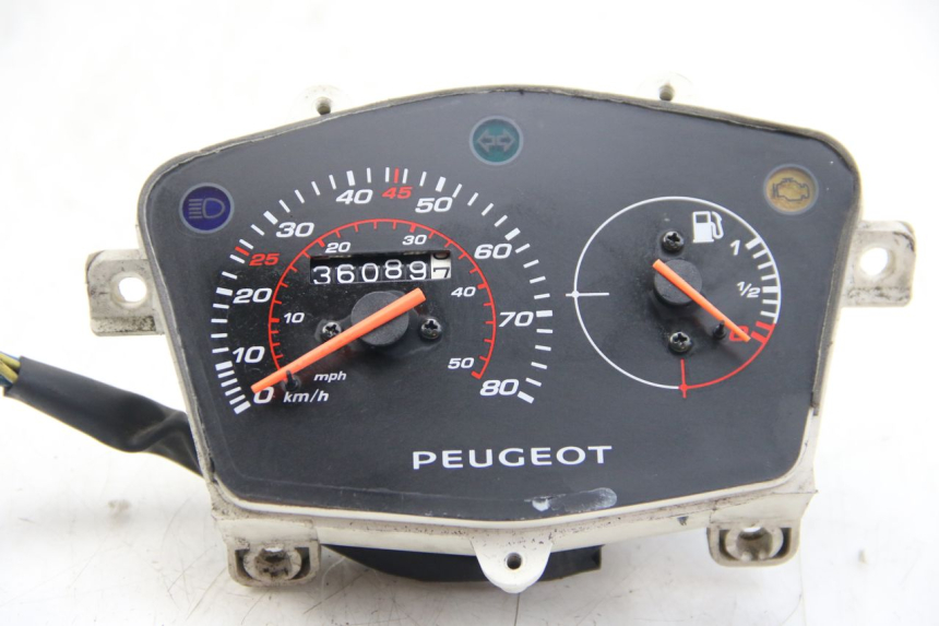 photo de TACHOMETER PEUGEOT KISBEE 4T 50 (2018 - 2022) - Technische Nahaufnahme