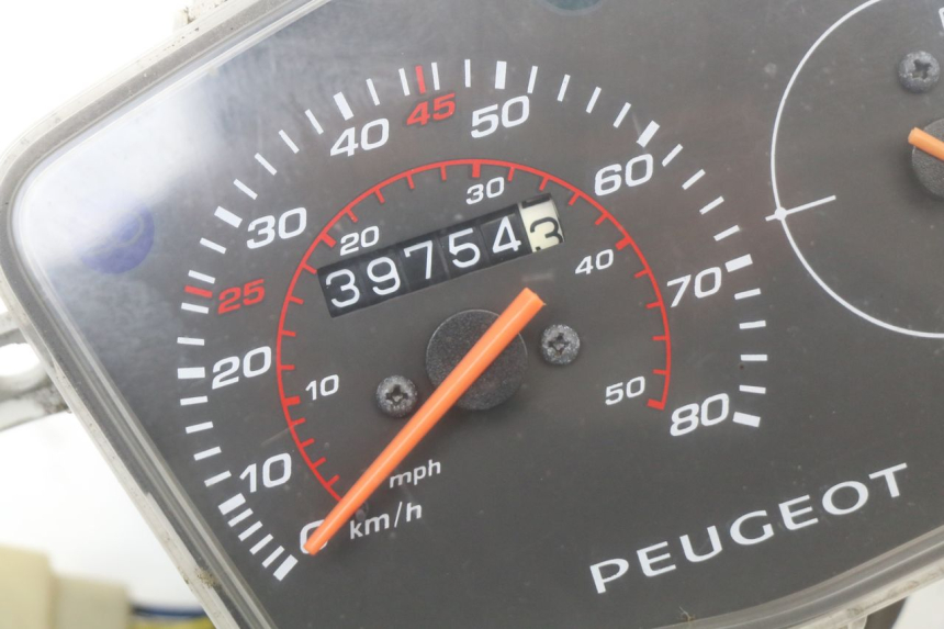 photo de TACHOMETER PEUGEOT KISBEE 4T 50 (2018 - 2022) - Detailansicht des Bauteils