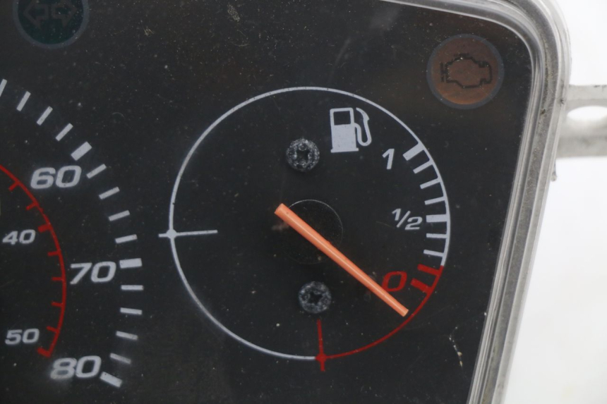 photo de TACHOMETER PEUGEOT KISBEE 4T 50 (2018 - 2022) - Alternative Perspektive