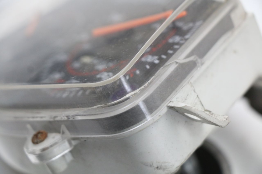 photo de TACHOMETER PEUGEOT KISBEE 4T 50 (2018 - 2022) - Gesamtansicht des Produkts