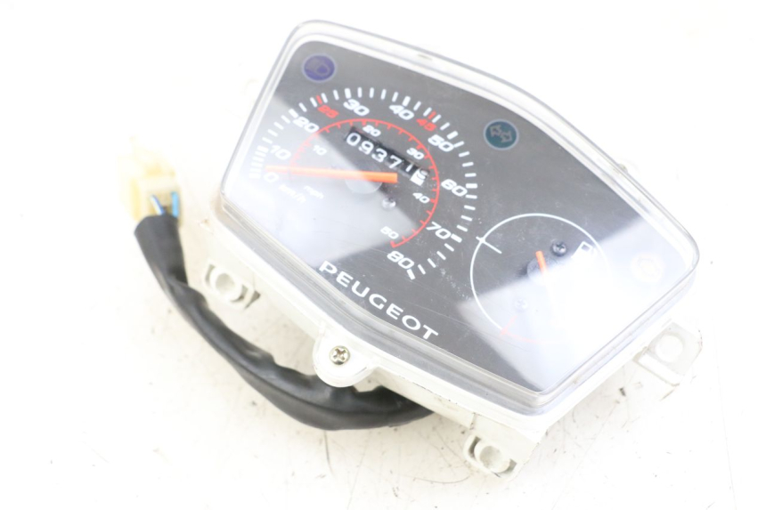 photo de TACHOMETER PEUGEOT KISBEE 4T 50 (2018 - 2022) - Hauptansicht