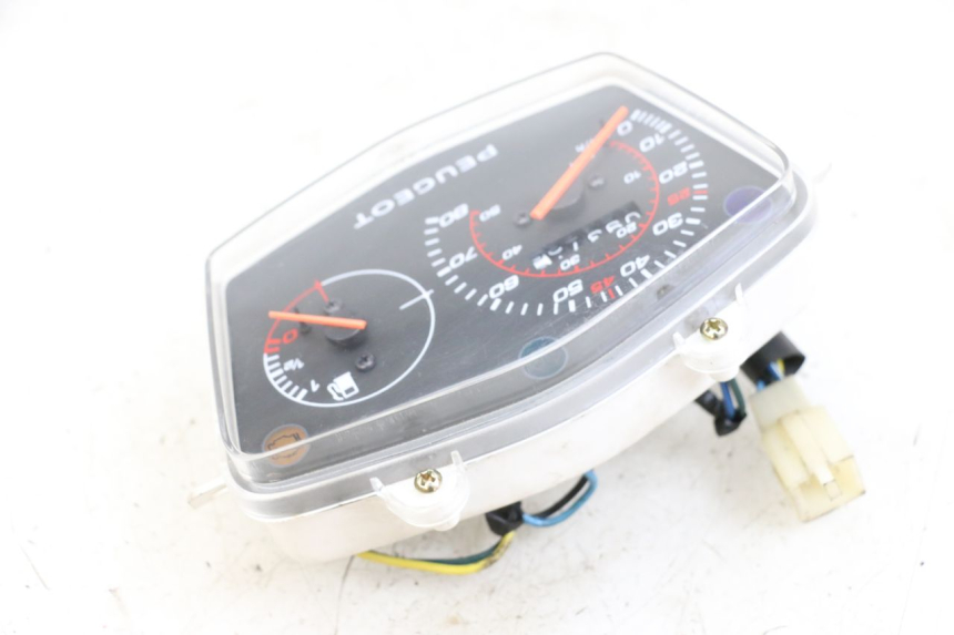 photo de TACHOMETER PEUGEOT KISBEE 4T 50 (2018 - 2022) - Technische Nahaufnahme