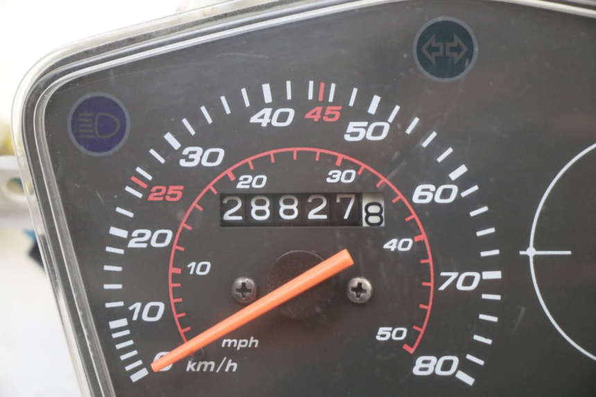 photo de TACHOMETER PEUGEOT KISBEE 4T 50 (2018 - 2022) - Detailansicht des Bauteils