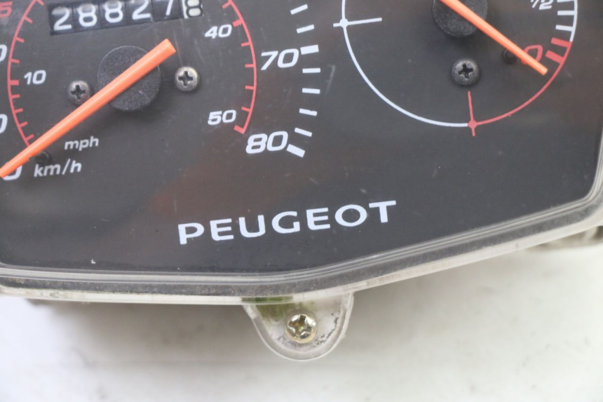 photo de TACHOMETER PEUGEOT KISBEE 4T 50 (2018 - 2022) - Alternative Perspektive