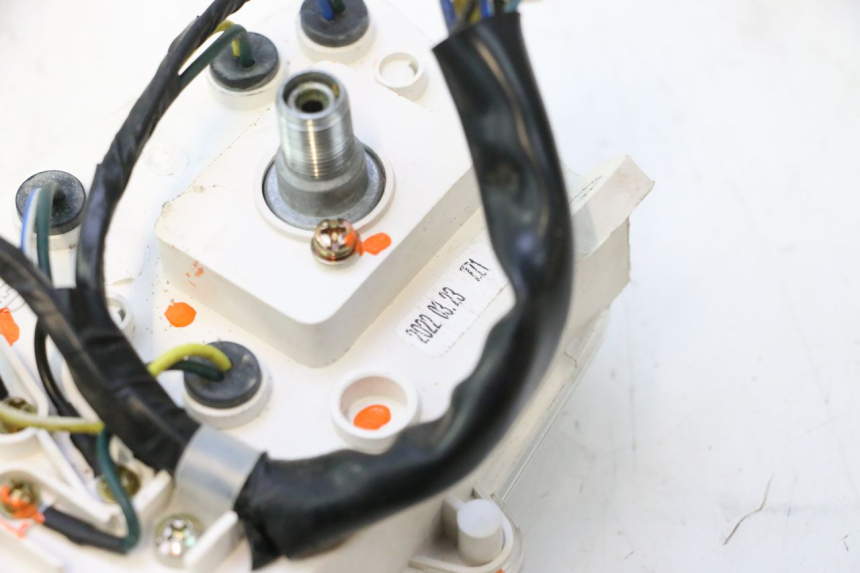 photo de TACHOMETER PEUGEOT KISBEE 4T 50 (2018 - 2022) - Technische Nahaufnahme