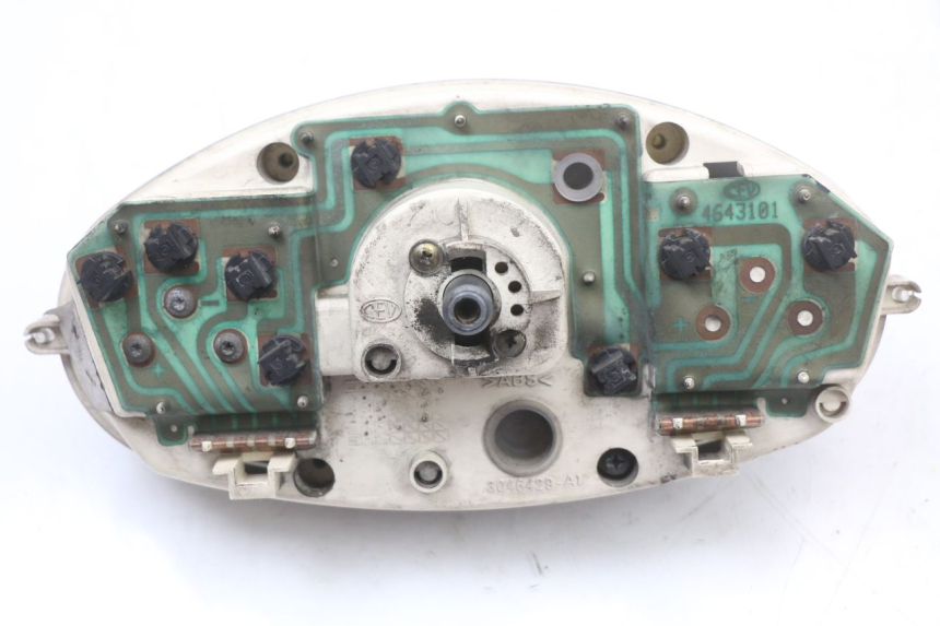 photo de TACHOMETER  RENAULT KOURANOS 125 (2001 - 2004) - Details der Befestigungspunkte