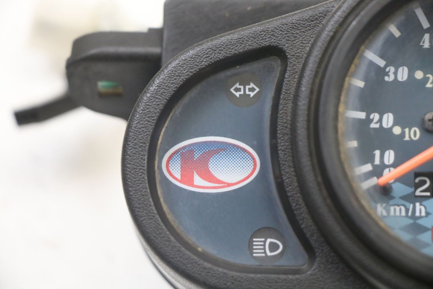 photo de TACHOMETER KYMCO AGILITY 4T 50 (2018 - 2022) - Zoom auf Gebrauchszustand