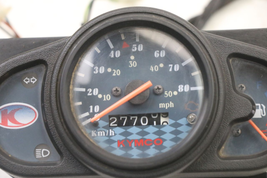 photo de TACHOMETER KYMCO AGILITY 4T 50 (2018 - 2022) - Alternative Perspektive