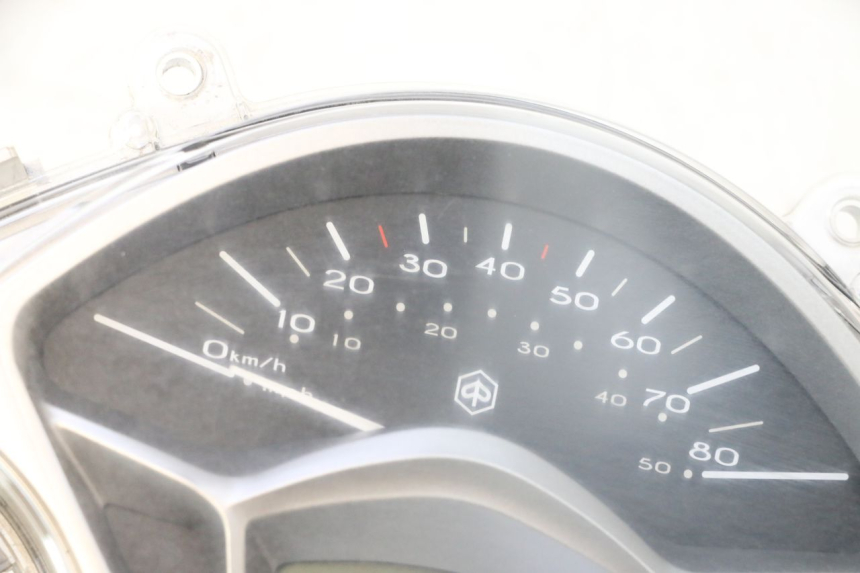 photo de TACHOMETER PIAGGIO LIBERTY IGET 4T 50 (2015 - 2020) - Alternativer Blickwinkel