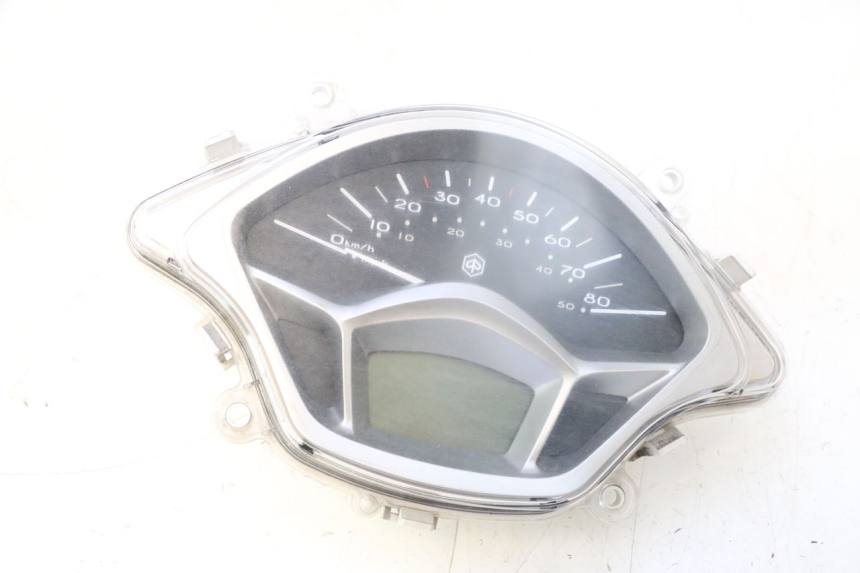 photo de TACHOMETER PIAGGIO LIBERTY IGET 4T 50 (2015 - 2020) - Qualität der Gebrauchtware
