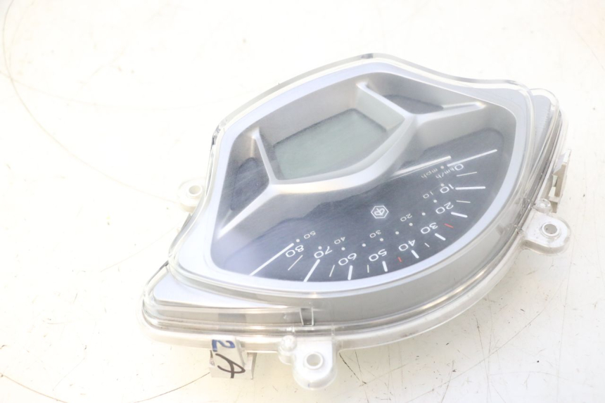 photo de TACHOMETER PIAGGIO LIBERTY IGET 4T 50 (2015 - 2020) - Alternative Perspektive