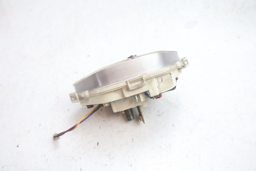 photo de TACHOMETER  PIAGGIO LIBERTY 125 (1998 - 2008) - Oberflächenzustand und Material