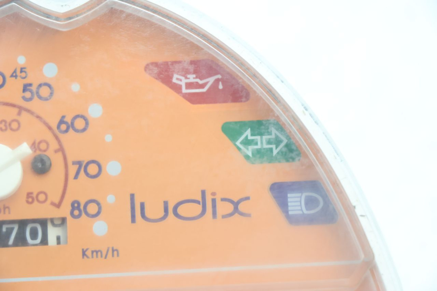photo de TACHOMETER  PEUGEOT LUDIX ONE 50 (2004 - 2013) - Zoom auf Gebrauchszustand