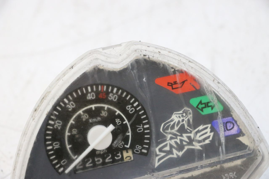 photo de TACHOMETER  PEUGEOT LUDIX SNAKE 2T 50 (2004 - 2014) - Zoom auf Gebrauchszustand