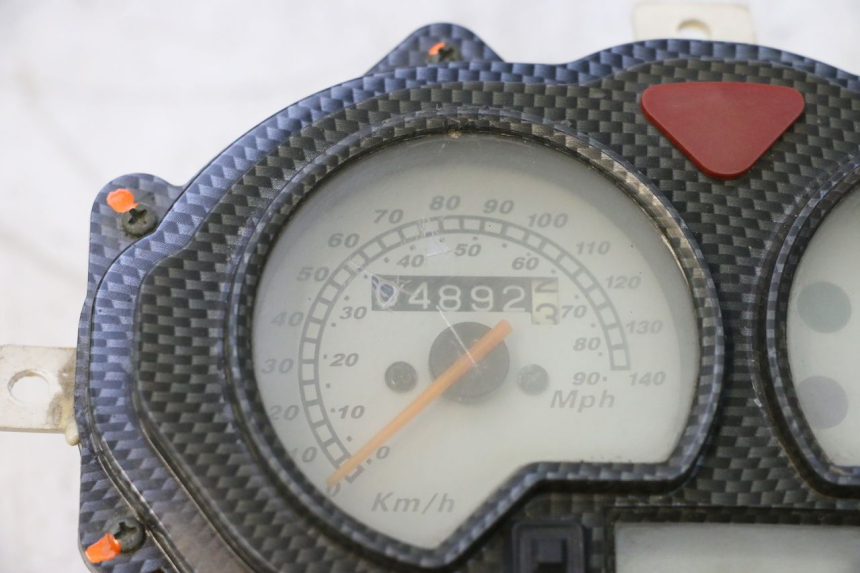 photo de TACHO KEEWAY MATRIX RX9 125 (2006 - 2007) - Zoom auf Gebrauchszustand