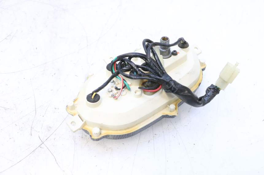 photo de TACHO KEEWAY MATRIX RX9 125 (2006 - 2007) - Alternative Perspektive