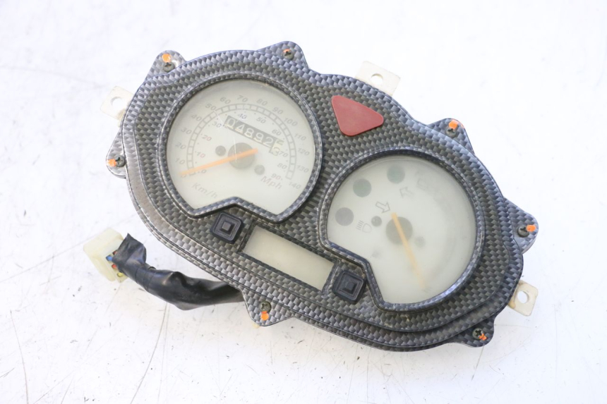 photo de TACHO KEEWAY MATRIX RX9 125 (2006 - 2007) - Details der Befestigungspunkte