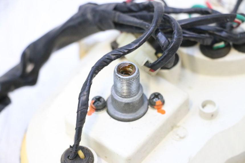 photo de TACHO KEEWAY MATRIX RX9 125 (2006 - 2007) - Oberflächenzustand und Material
