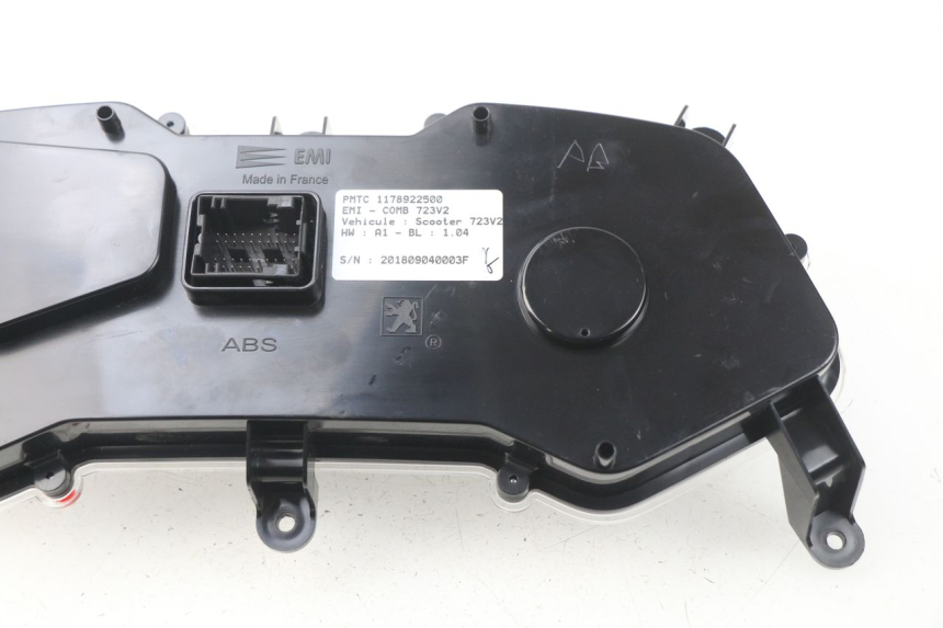 photo de TACHOMETER  PEUGEOT METROPOLIS 400 (2017 - 2020) - Geprüftes Gebrauchtteil