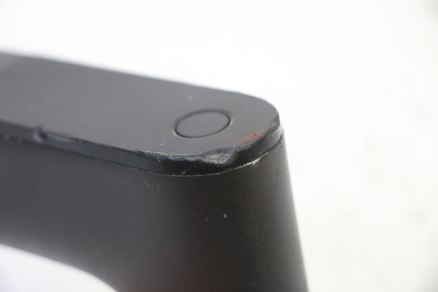 photo de TACHOMETER  XIAOMI MI PRO 2 1 - Details der Befestigungspunkte