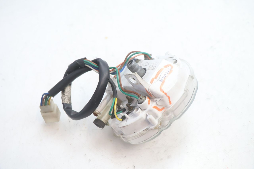 photo de TACHOMETER  SYM MIO 50 (2005 - 2010) - Details der Befestigungspunkte