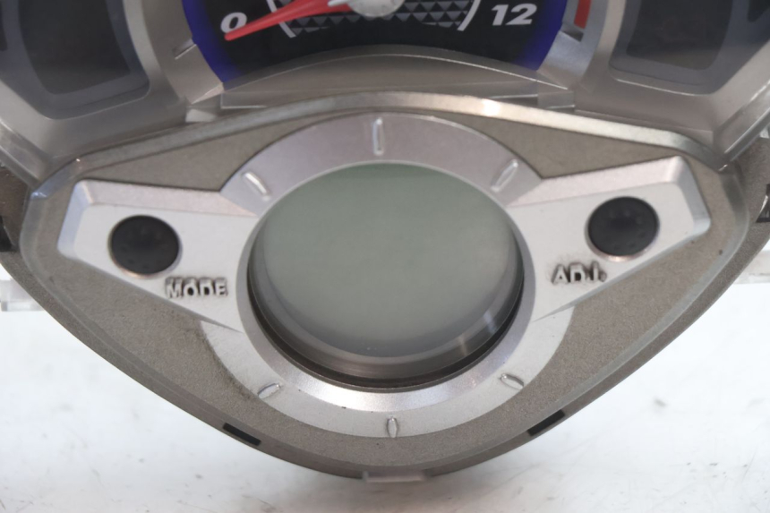 photo de TACHOMETER  KYMCO MOVIE S 125 (2009 - 2018) - Zoom auf Gebrauchszustand