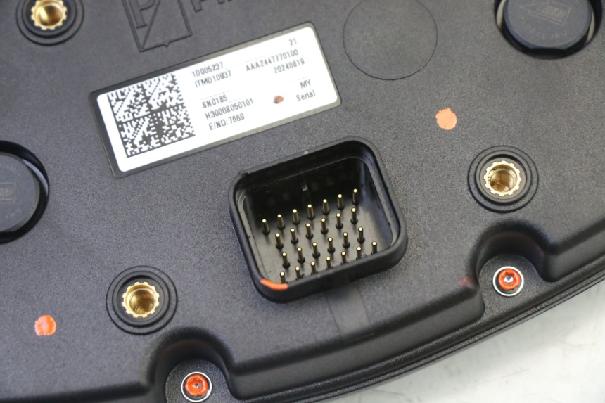 photo de TACHOMETER  PIAGGIO MP3 HPE 310 (2024 - 2025) - Gesamtansicht des Produkts