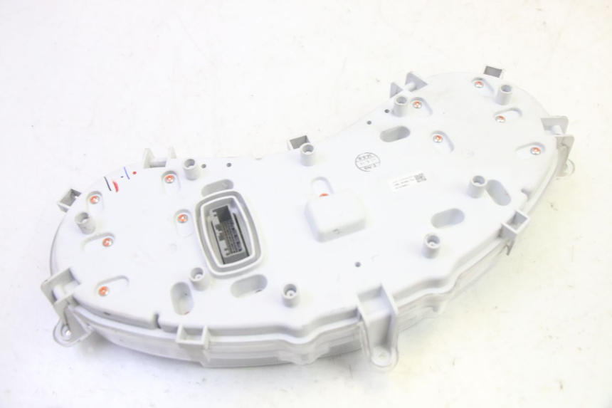 photo de TACHOMETER  PIAGGIO MP3 HPE 350 (2018 - 2020) - Kennzeichnungen und Originalreferenzen