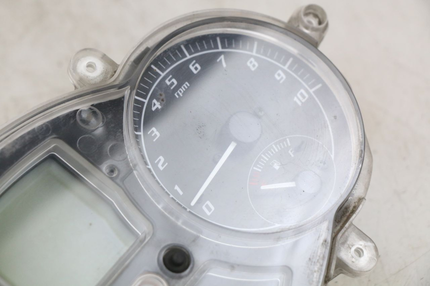 photo de TACHOMETER PIAGGIO MP3 LT 400 (2007 - 2012) - Alternative Perspektive
